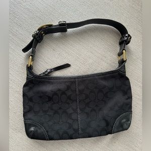 Black vintage COACH logo shoulder bag